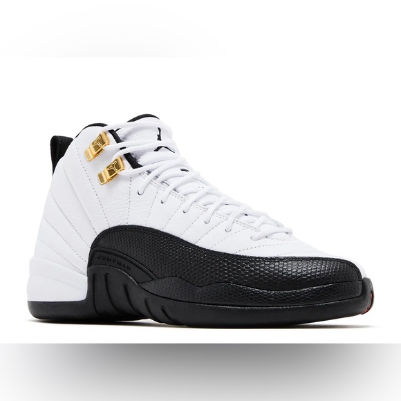 Jordan Nike 12 Retro Taxi Grade School Kids 5.5 y fits women size 7 Excellent - Picture 2 of 16